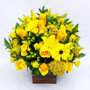 CMP004 - Arreglo de flores amarillas